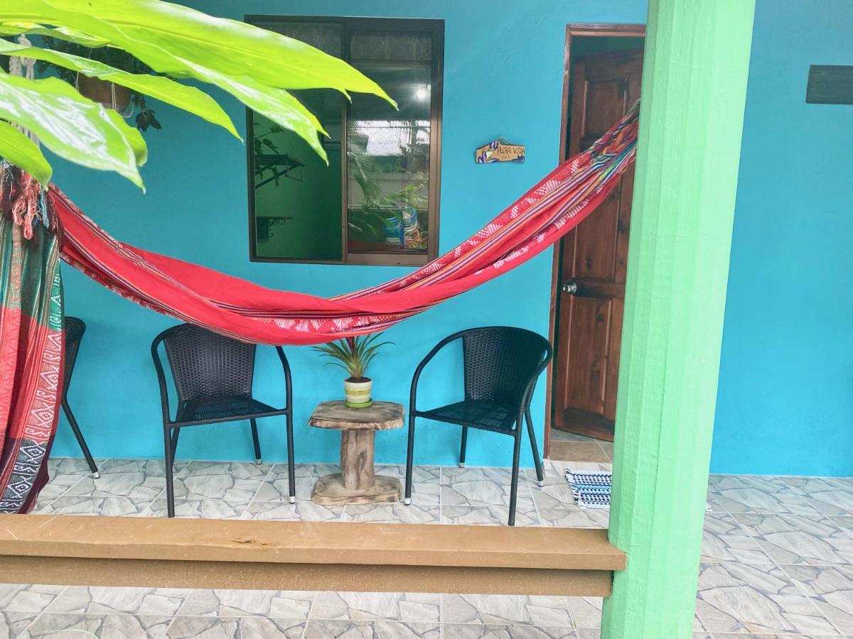 Boutique Rooms River Front At La Junta Dominical Extérieur photo
