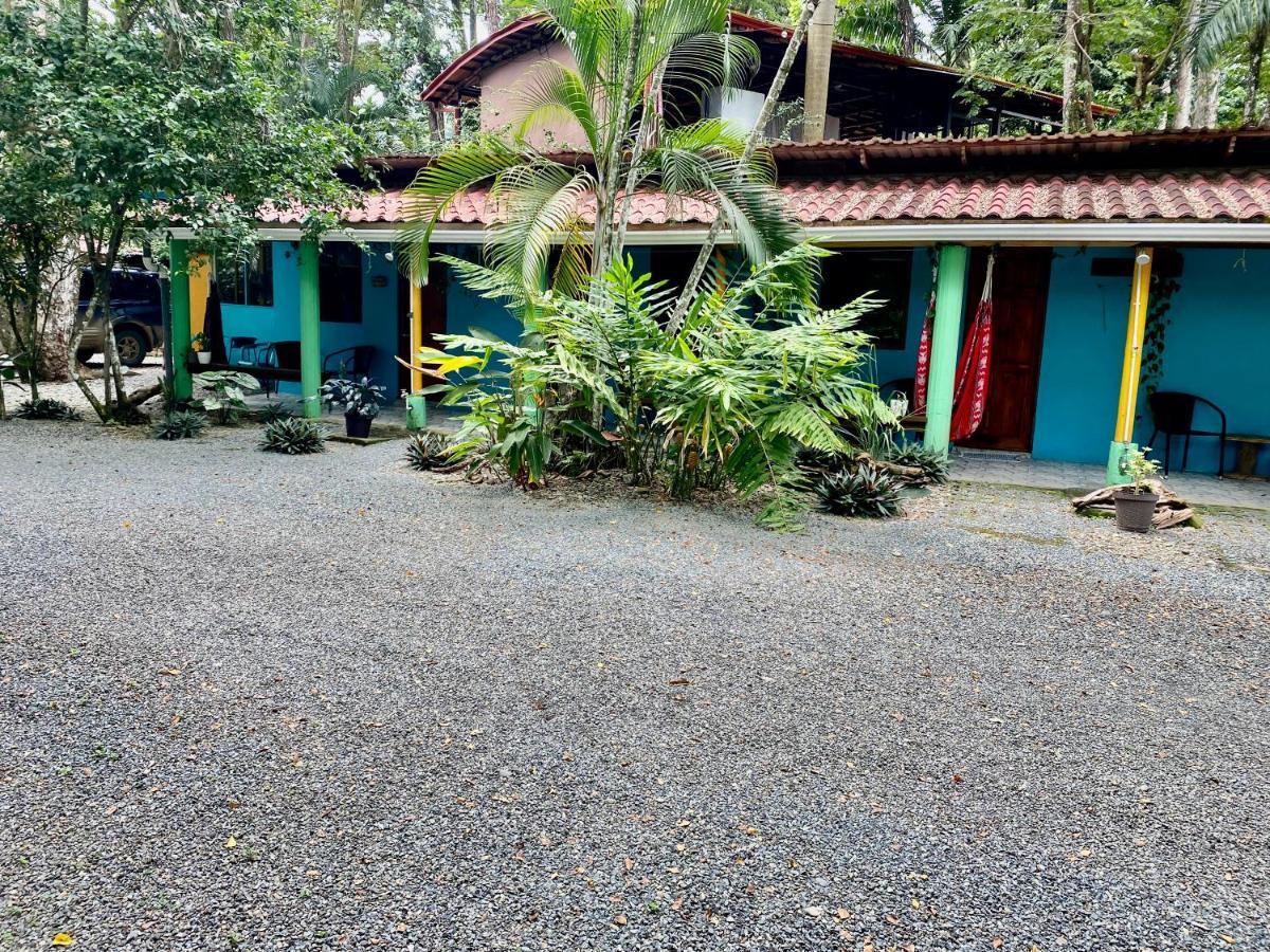 Boutique Rooms River Front At La Junta Dominical Extérieur photo